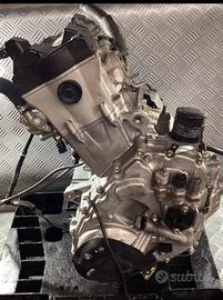 blocco motore Honda X adv 750