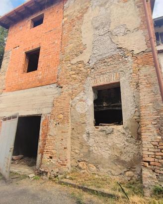RUSTICO A MONTEGIOCO