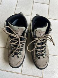 Scarponcini trekking LOWA alti mid suola Vibram