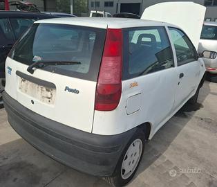 FIAT PUNTO per ricambi usati