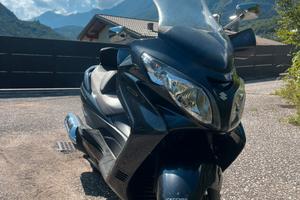 Suzuki burgman 400