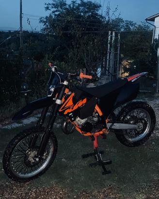 KTM 125 /exc 2004