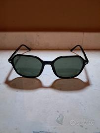 Ray-Ban John RB2194 901/31 Occhiali da Sole Neri