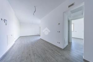 3 LOCALI A GUIDONIA MONTECELIO