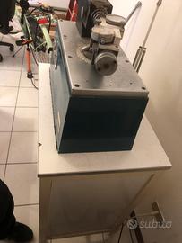 Tavolo da lavoro in ferro