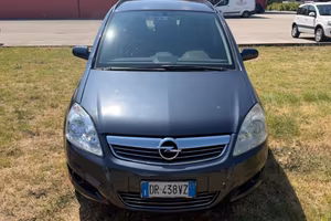 Opel Zafira 1.6 16V VVT Cosmo