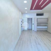 NEGOZIO A CARAVAGGIO