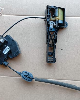 Renault Espace V serratura portiera A06119