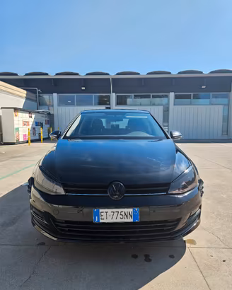 Volkswagen Golf 1.2 tsi NEOPATENTATI 