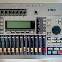 Registratore Yamaha Aw16G
