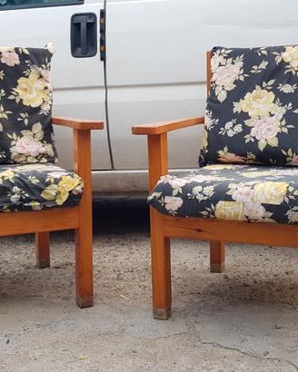 poltrone in legno con cuscino 
