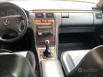 MERCEDES CLSSE E 270 CDI
