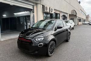 Disponibile  500 elettrica allestimento RED