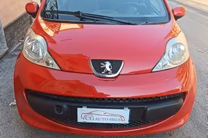 Peugeot  107 1000 benzina 