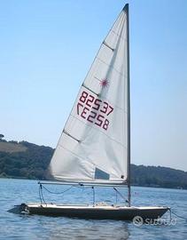 Barca a vela - LASER