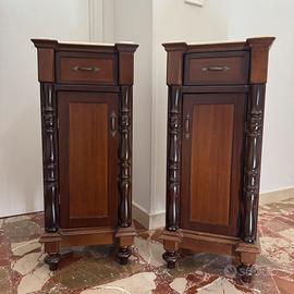 Coppia comodini vintage in legno con marmo