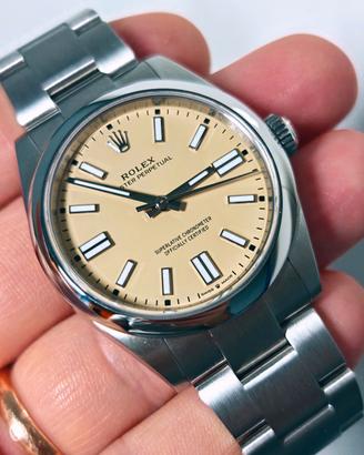 Rolex OP 41mm ocra sabbia 2026 134300 nuovo