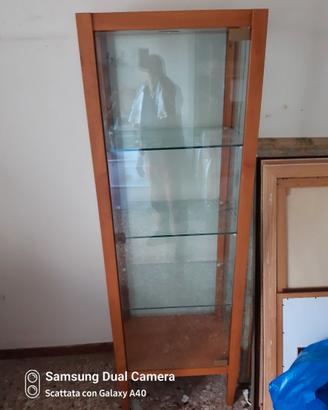 Vetrinetta legno con faretto