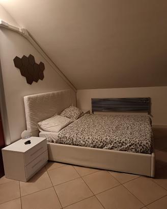 Letto contenitore matrimoniale