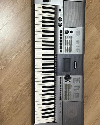 Tastiera YAMAHA PSR E403