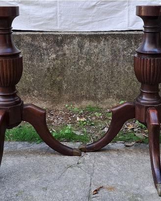 Coppia di piedi per tavolo vintage.