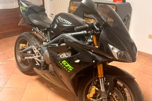 Trimph daytona SE 675 2009