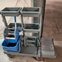 carrello pulizie 