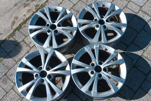 cerchi alfa romeo 16"