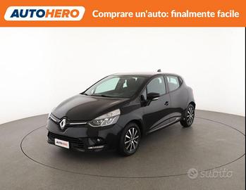 RENAULT Clio YK82343