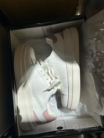 Scarpe Guess