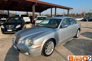 Jaguar S-Type 2.7 diesel V6 Executive