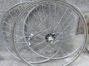 Coppie ruote bici corsa