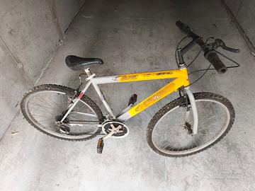 bici usata - Mountain bike 26"