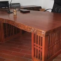 TAVOLI IN MOGANO AFRICANO