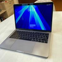 MacBook Pro 13 2018 i5 8GB RAM 256GB SSD Touch Bar