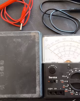 Multimetro vintage Philips uts001