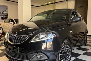 Lancia Ypsilon 1.0 FireFly 5 porte S&S Hybrid Gold