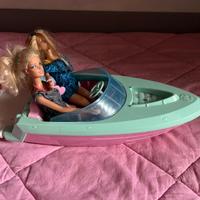 2 Barbie e Motoscafo