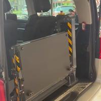 Pedana elettroidraulica CarOil per disabili