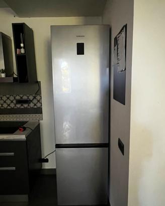 Frigorifero Samsung come nuovo – 300€