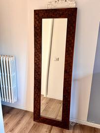 Specchio balinese in legno