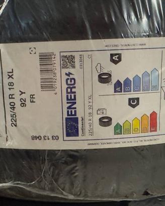 4 Continental PremiumContact 7 225/40 R18 DOT 1526