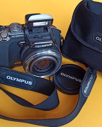 Fotocamera Digitale (Zoom Ottico) Olympus SP-550UZ