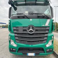 Mercedes-benz actros