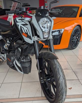 KTM DUKE 125