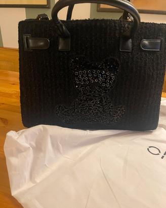 Borsa bera “OLTRE”