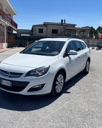 Opel Astra 1.7 CDTI 110CV Sports Tourer Cosmo