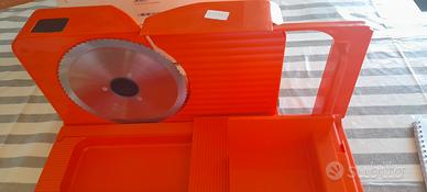 Affettatrice elettrica Girmi