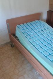 Letto ortopedico motorizzato da degenza