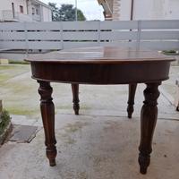 tavola in noce chiusa 130x80 x80